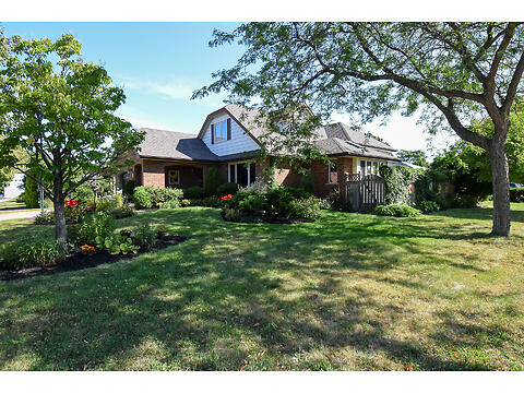 40 Belair Drive virtual tour image
