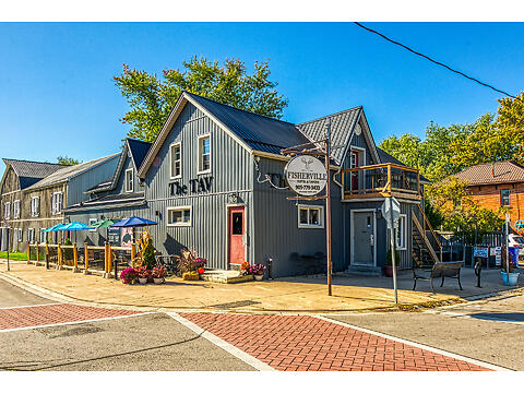 2 Erie Avenue South virtual tour image