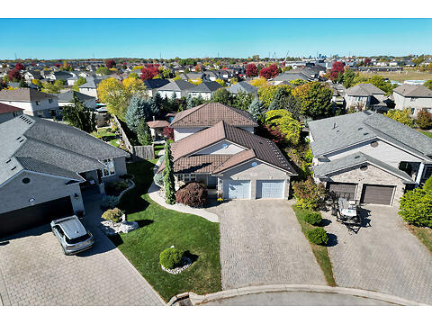 493 Cardigan Place virtual tour image