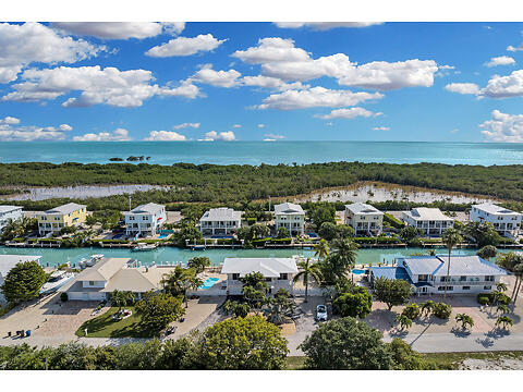 1850 Manor Ln virtual tour image