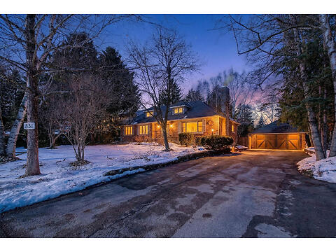 831 Riverside Drive virtual tour image