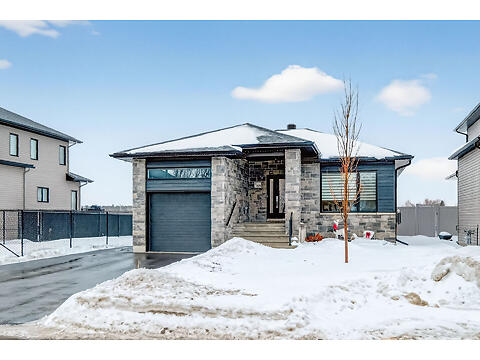 329 Dore Street virtual tour image