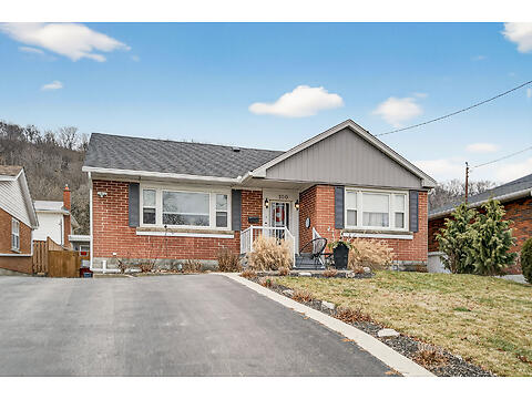 100 Ferndale Avenue virtual tour image