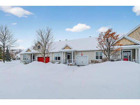 657 Country Trail Private virtual tour image