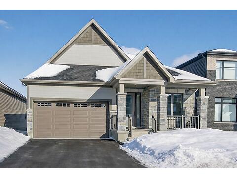 727 Coast Circle virtual tour image