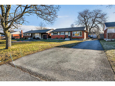 86 Royal Manor Dr. virtual tour image