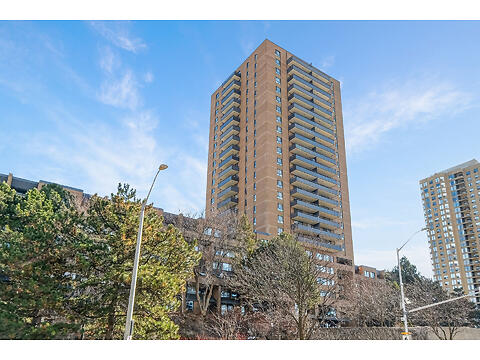 1809-515 St. Laurent Boulevard virtual tour image
