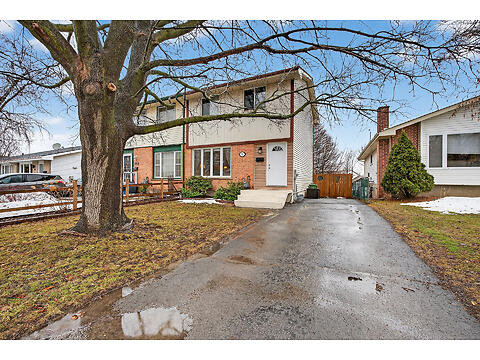 759 Somerset Crescent virtual tour image