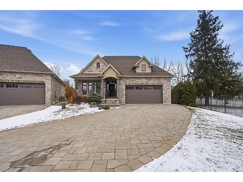 46-1205 Riverside Drive virtual tour image