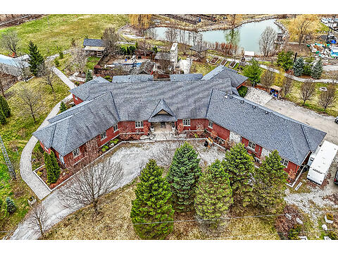 393 Old Onondaga Rd E virtual tour image