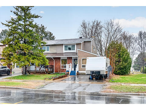 7925 Jeanne d'Arc Boulevard N virtual tour image