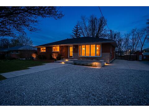 127 Ayr St. virtual tour image