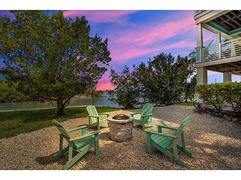 17387 Dolphin St E virtual tour image