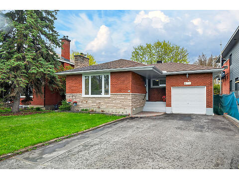 874 Riddell Avenue North virtual tour image