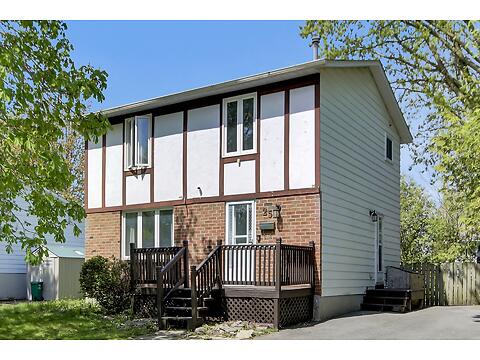 25 Uxbridge Crescent virtual tour image