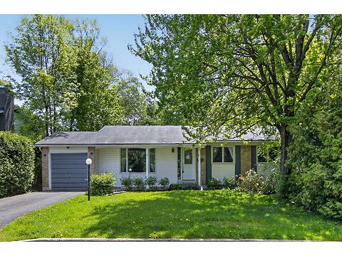 adv ext 41 Parkmount Crescent virtual tour image