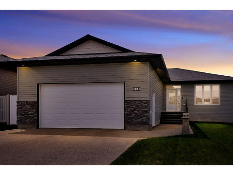 121 Everton Crescent virtual tour image
