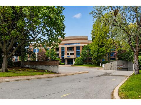 205-3099 Carling Avenue virtual tour image
