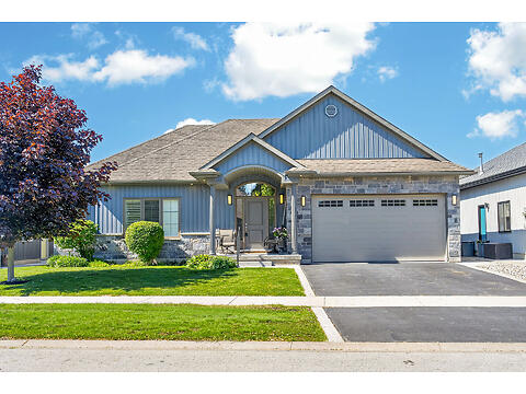 58 Postma Drive virtual tour image