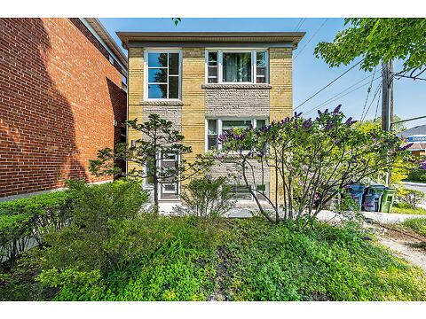 40 Emerald Crescent Unit 1 virtual tour image