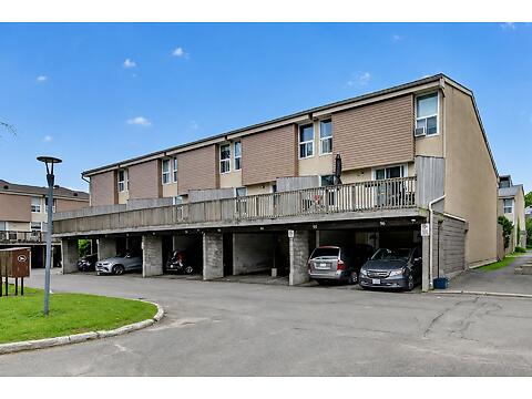 #95-3415 Uplands Drive virtual tour image
