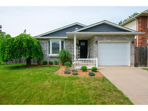 30 Elderwood Drive virtual tour image