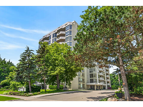 1237 North Shore Blvd E #405 virtual tour image