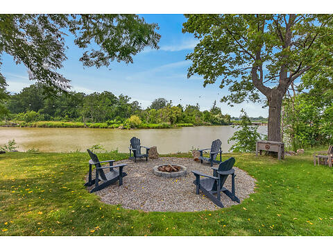7327 Rainham Rd. virtual tour image