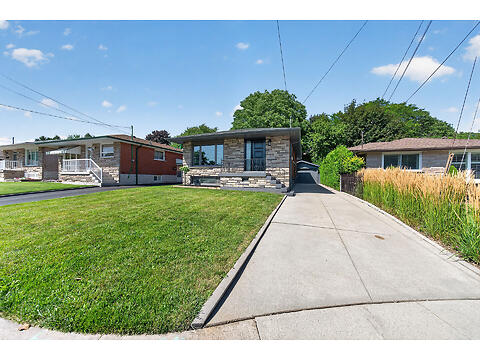 26 Parklands Dr virtual tour image