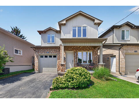 17 Grantham Avenue South virtual tour image