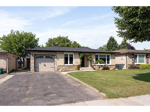 96 MacDonald Cres virtual tour image