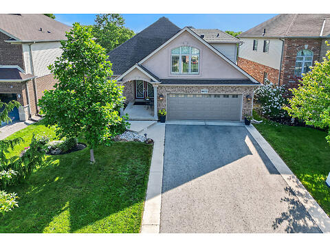 4451 Comfort Cres virtual tour image