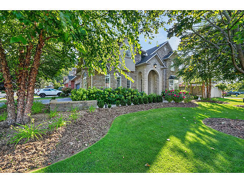 37 Hickory Cres virtual tour image