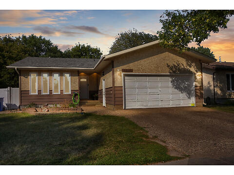 1214 Devonshire Drive N virtual tour image