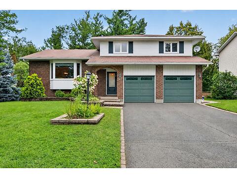 21 Stroughton Crescent virtual tour image