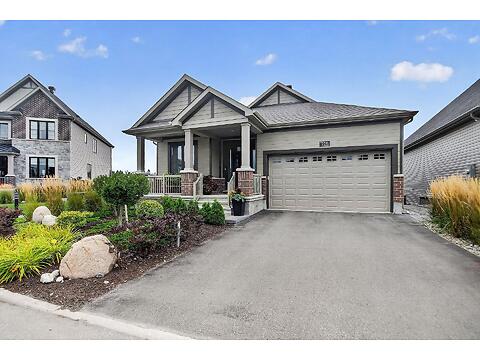 725 Coast Circle virtual tour image