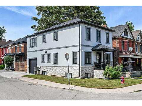 109 Ray St N virtual tour image